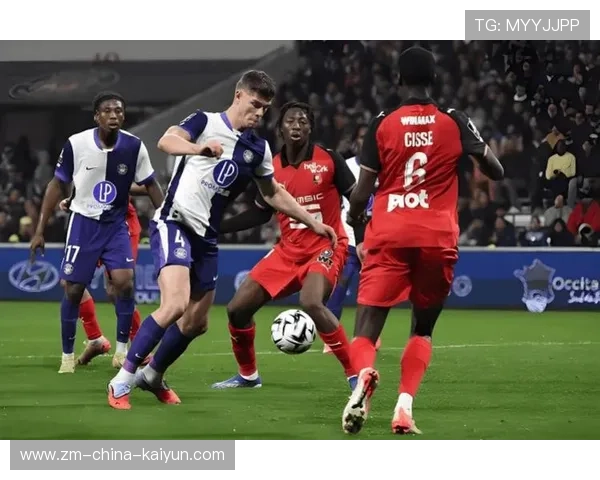 巴黎圣日耳曼三点进攻发威，闪电攻陷雷恩